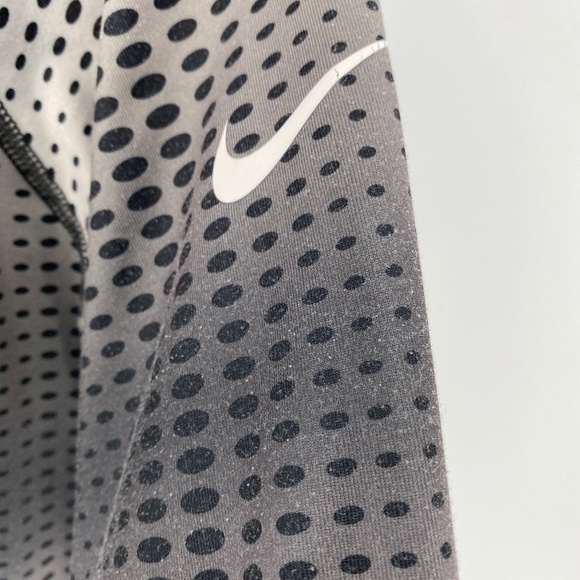 Nike Shirt Women's Size Large Pull Over 1/2 Zip Long Sleeve Athletic Exercise - Picture 7 of 14